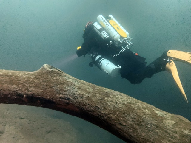 Jan Kirchhof diving his CCR